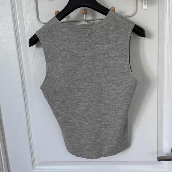 Judith & Charles Wool Top - Picture 2 of 3